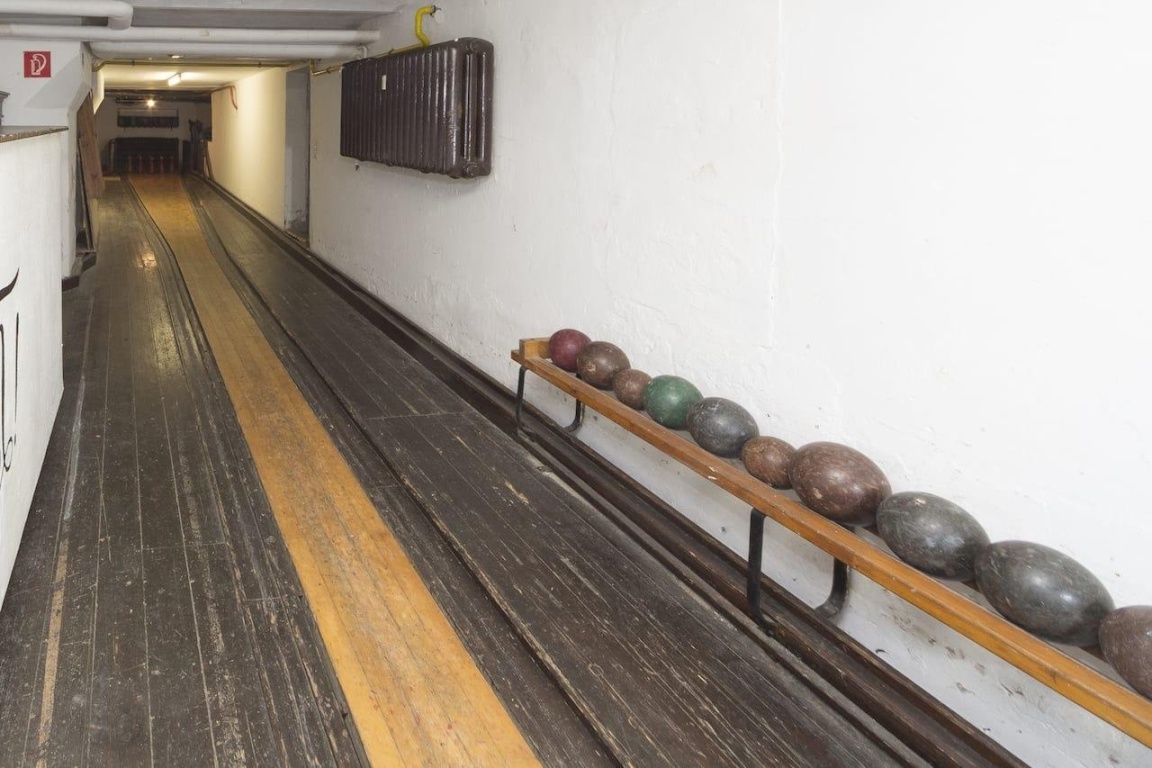 WG-Zimmer Kernstadt Wehrdaer Weg 32 - Kegelbahn
