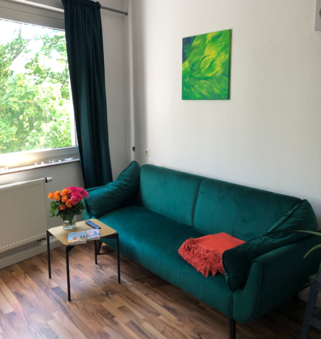 Große Wohnung in bester Lage zu vermieten/ Large flat in a prime location for rent