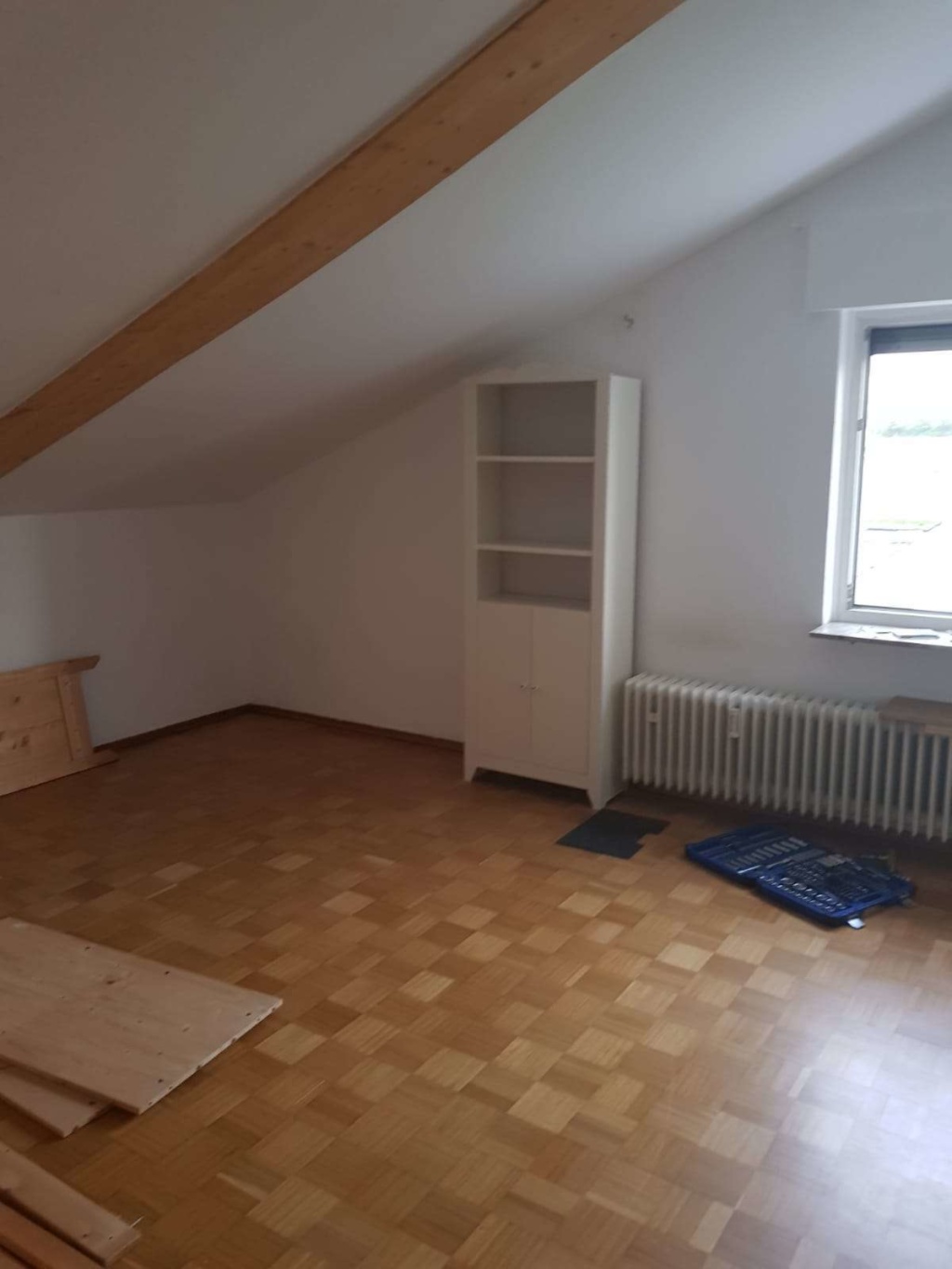 Flatshare Echterdingen Bliensäckerweg 1 - Zimmer (fast) leer