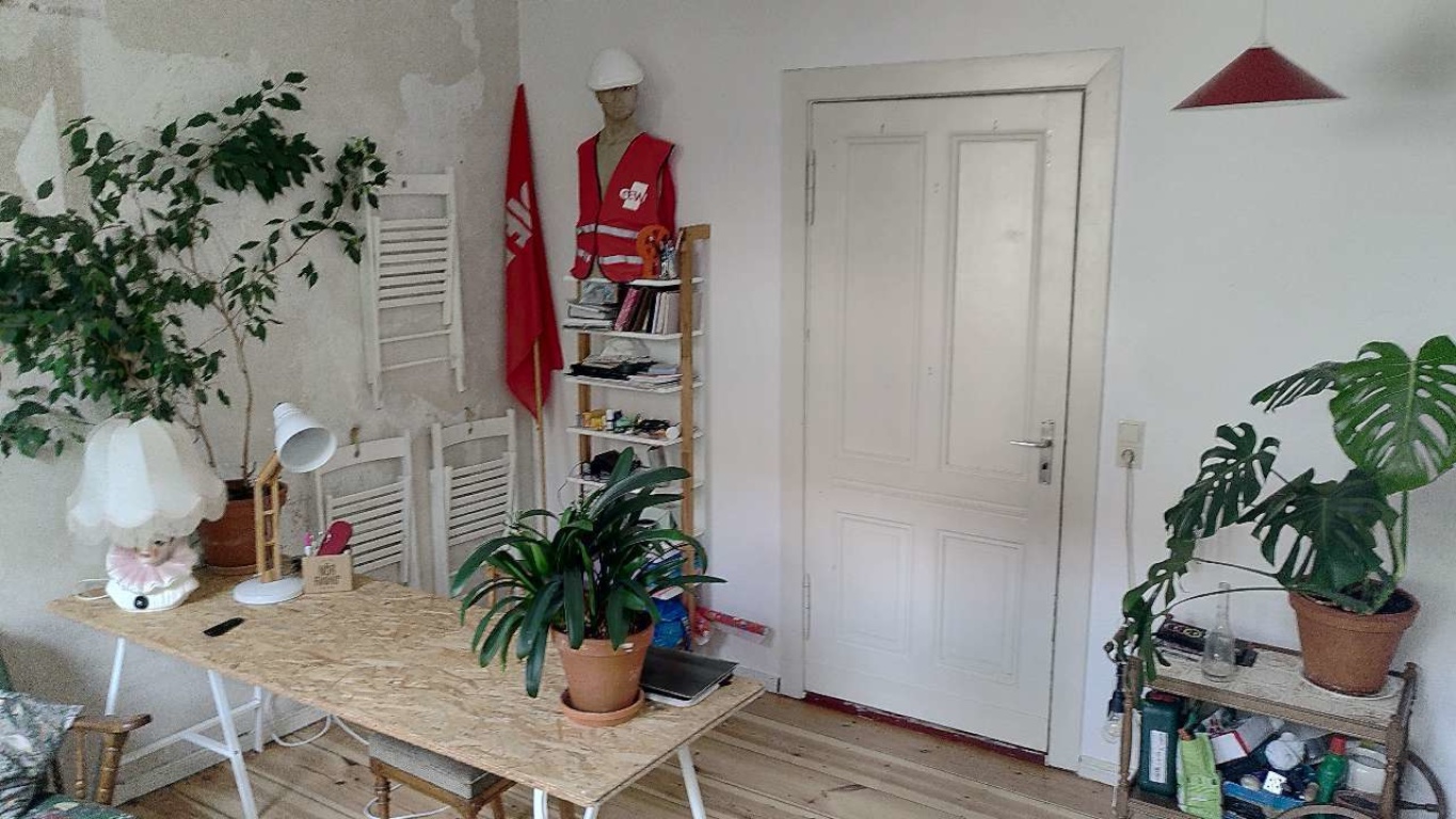 Flat Neukölln Lohmühlenstraße 38 - Living Room