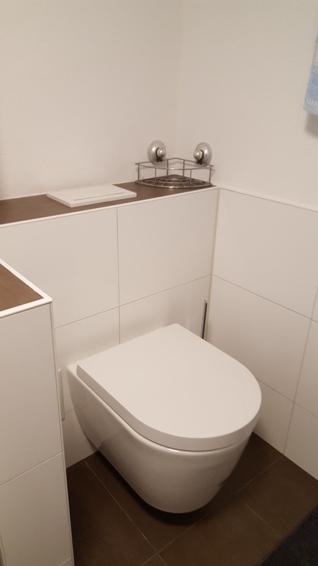 ***möblierte 2 Zi.-Wohnung für 1 Person in ruhiger und grüner Bestlage in Bad-Cannstatt*** – Erbstetter Str. 00, 70374 Stuttgart Bad Cannstatt – Vorschaubild 18