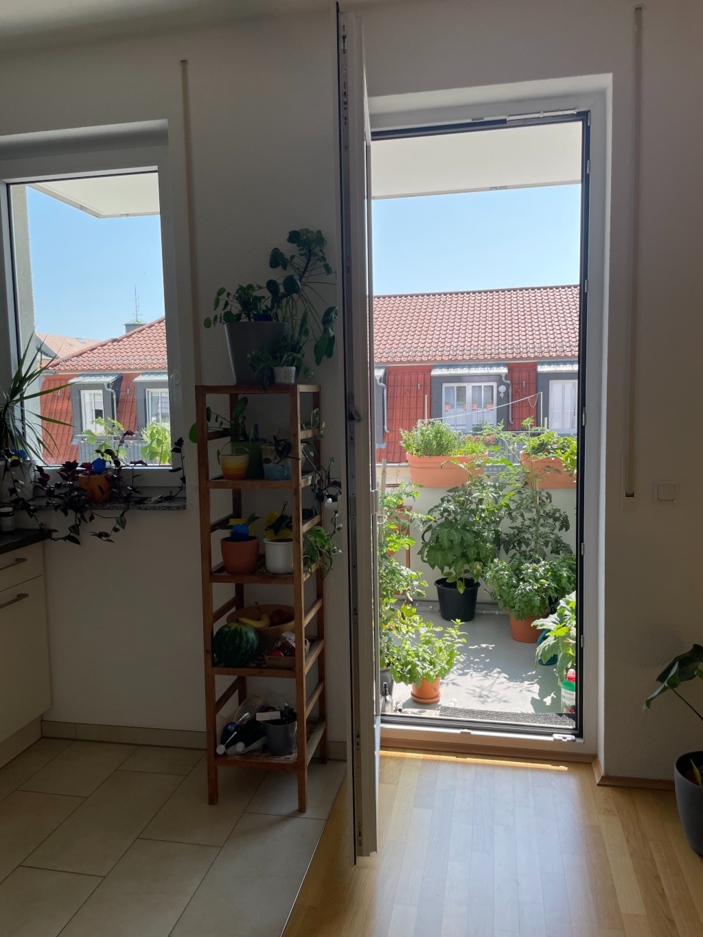SWAP ONLY: Wünderschöne 2-Zimmer Wohnung zum TAUSCH - Suchen 3-4 Zimmer Wohnung Neustadt/Appartment SWAP – Königsbrücker Str. 26, 1099 Dresden Äußere Neustadt – Vorschaubild 4
