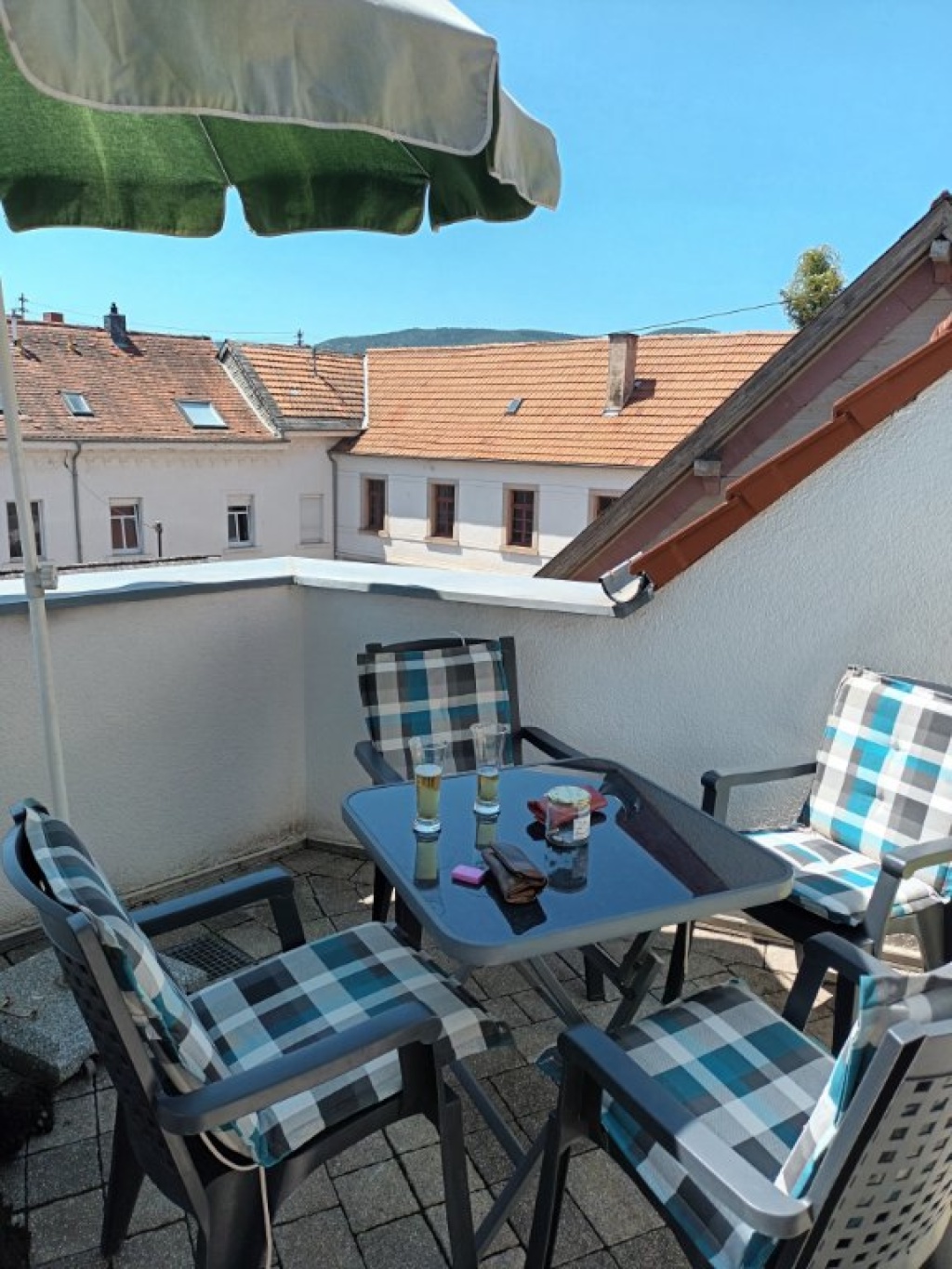WG-Zimmer Maikammer Eulbuschgasse 1 - Terrasse mit Blick auf