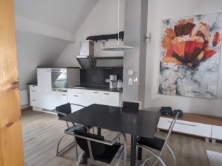 Anzeigenbild: Helle, Moderne, Große Wohnung in Bonn. WD