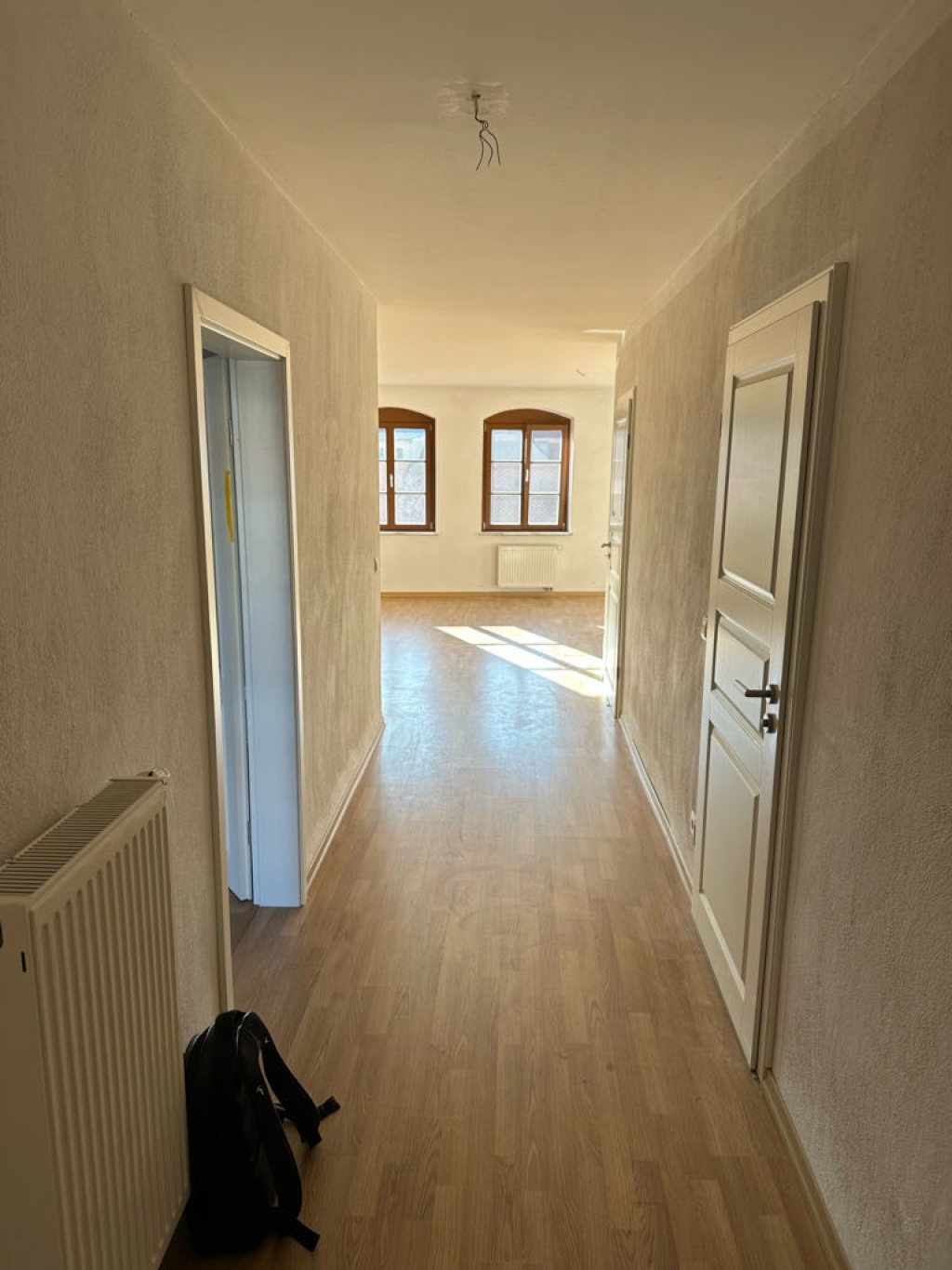 Wohnung Innere Neustadt Rähnitzgasse 13 - Flur (rechts Bad, links Küche, hinten Wohnzimmer)