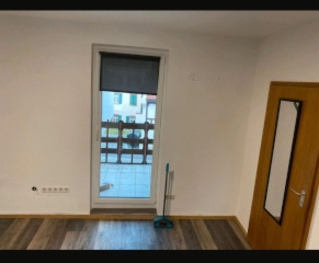 Anzeigenbild: WG Zimmer mit Balkon,  Stadtmitte
