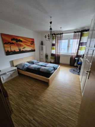 Anzeigenbild: Großes Zimmer Möbliert