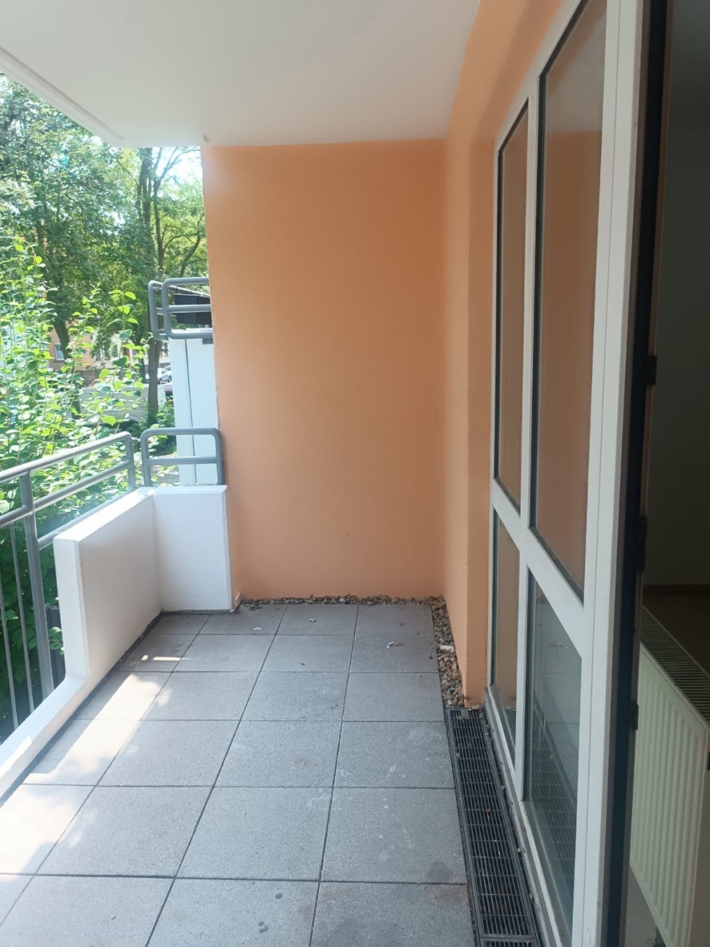2 ZKB, Einbauküche mit großen Balkon nahe Uni Kassel – Grebensteiner Str. 4-14, 34127 Kassel Nord-Holland – Vorschaubild 2