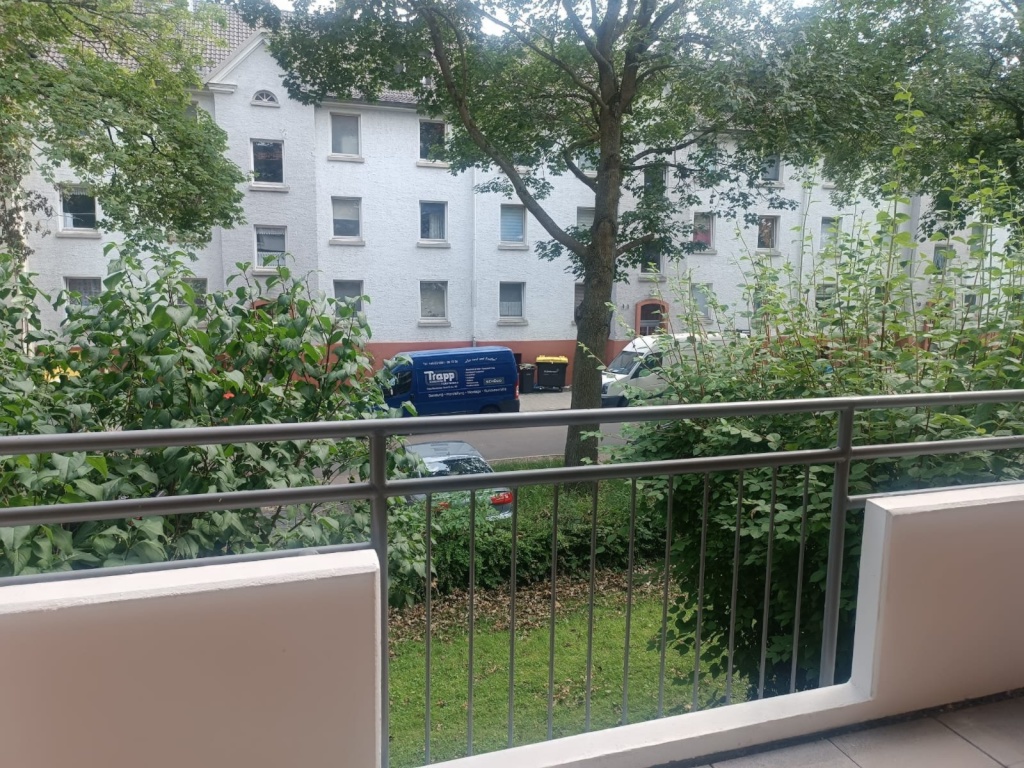 2 ZKB, Einbauküche mit großen Balkon nahe Uni Kassel – Grebensteiner Str. 4-14, 34127 Kassel Nord-Holland – Vorschaubild 3