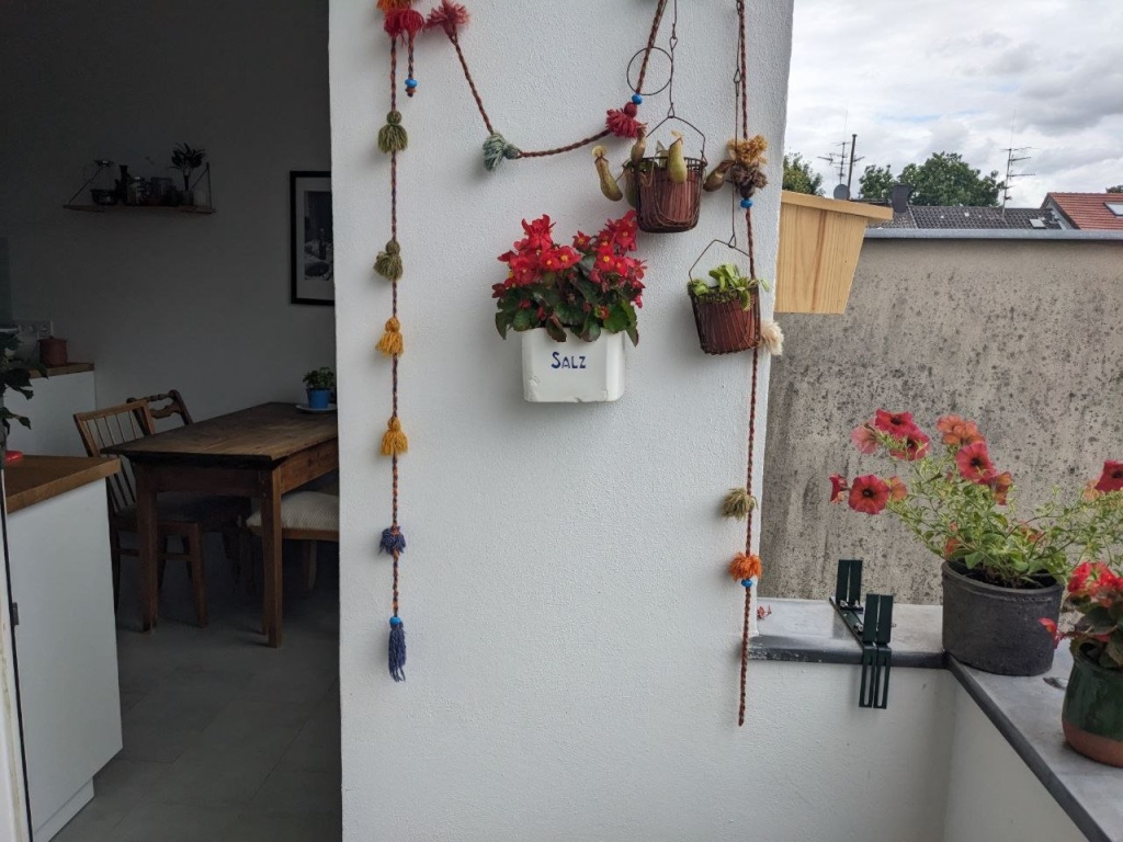 geräumige 3-Zimmer-Wohnung mit Balkon neben dem Rhein spacious 3-room flat with a balcony next to the Rhein – Düsseldorfer str., 51063 Köln Mülheim – Vorschaubild 5