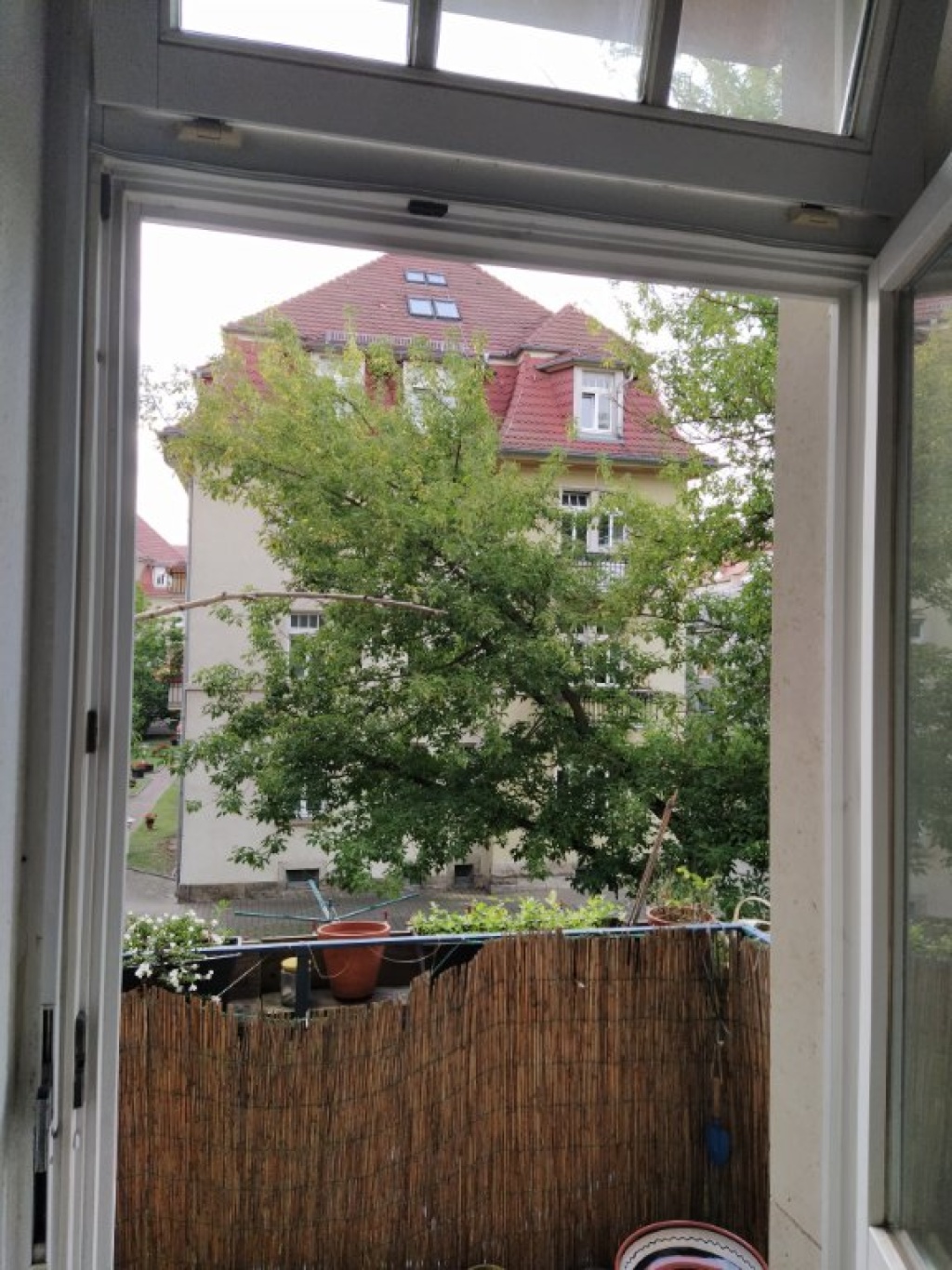 Tolle Wohnung in der Dresdner Neustadt für den Spätsommer/Herbst – Paulstr., 1099 Dresden Äußere Neustadt – Vorschaubild 2