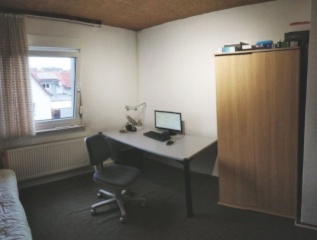 Anzeigenbild: Schönes Zimmer in WG-Haus mit Garten und Dachterrasse, ruhige aber zentrale Lage