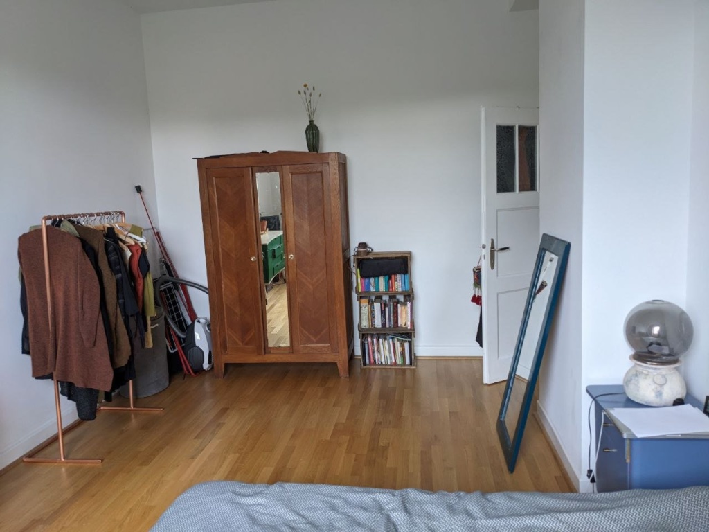 geräumige 3-Zimmer-Wohnung mit Balkon neben dem Rhein spacious 3-room flat with a balcony next to the Rhein – Düsseldorfer str., 51063 Köln Mülheim – Vorschaubild 14