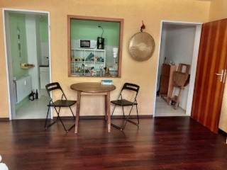 44qm-Wohnung 1 1/2 Zimmer an Einzelperson oder Mutter mit Kind zu vermieten — photo 1