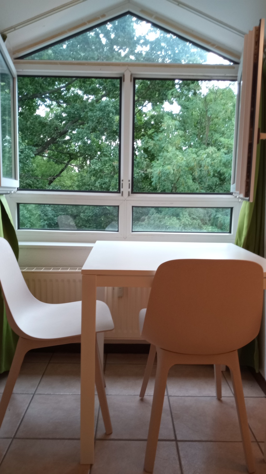 399€, direkt am Park, möbliertes, ruhiges Apartment für Singles oder Senioren – 4420 Leipzig Markranstädt – Vorschaubild 2