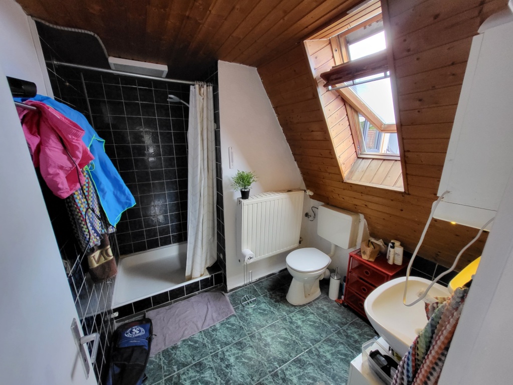 WG-Zimmer Mauritz Dechaneistraße 25 - Appartement - Bad