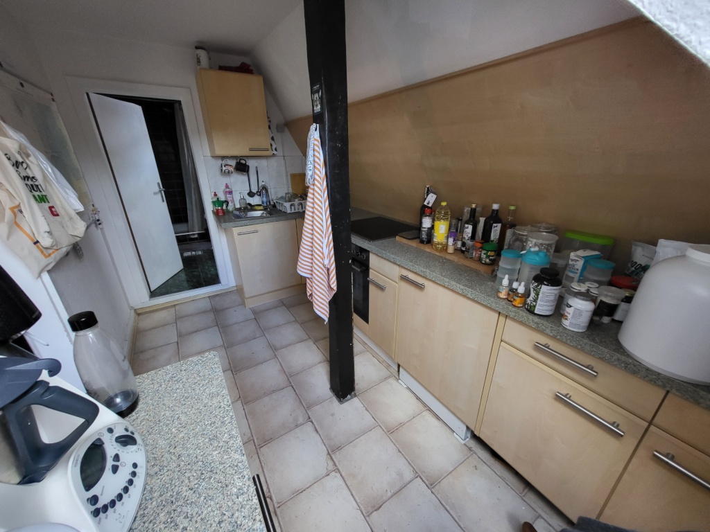 WG-Zimmer Mauritz Dechaneistraße 25 - Appartement - Küche