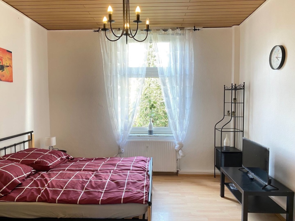Helle 2-Zimmer-Wohnung zwischen Uni und Hbf Duisburg – Sternbuschweg 190, 47057 Duisburg Neudorf-Nord – Vorschaubild 2