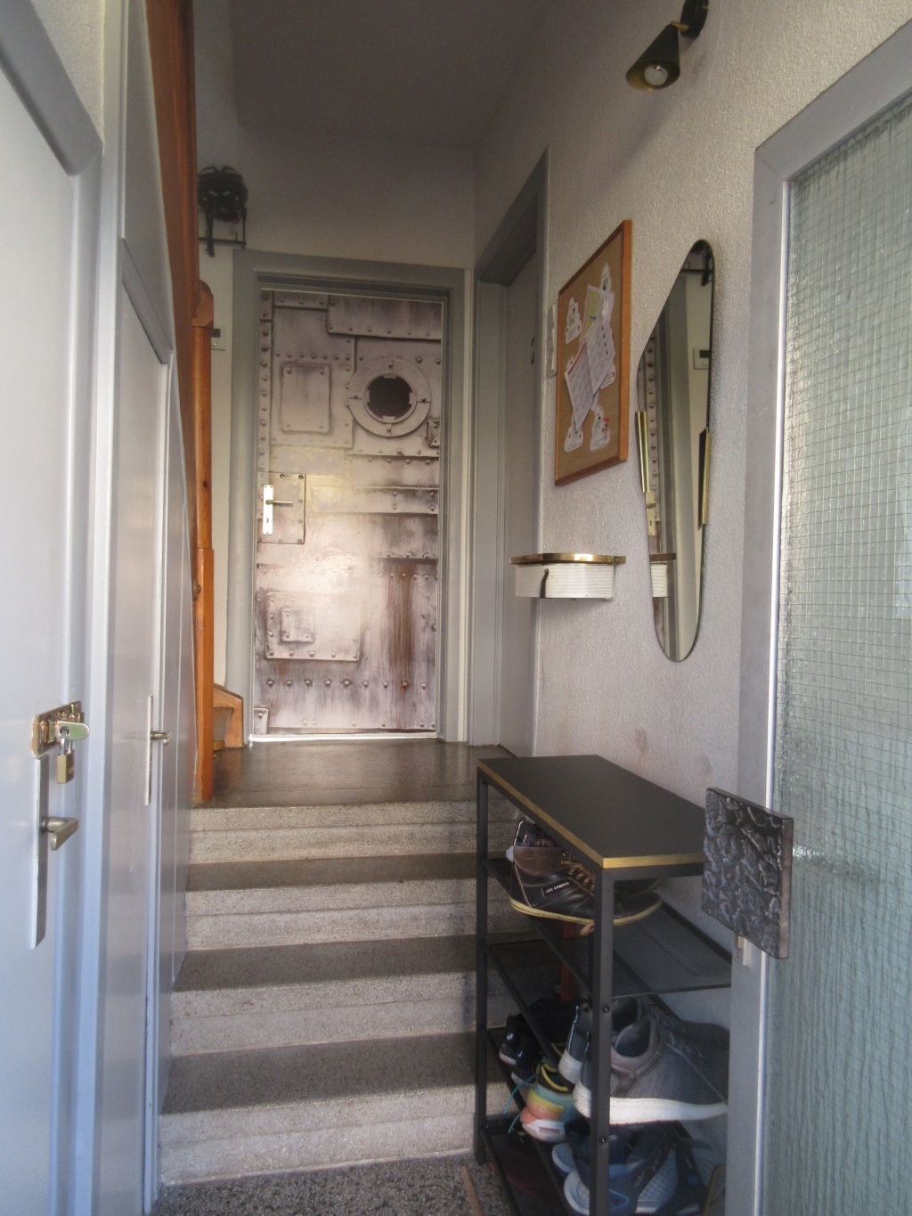 Flatshare Untertürkheim Goldbergstraße 6 - Hausflur Eingangsbereich