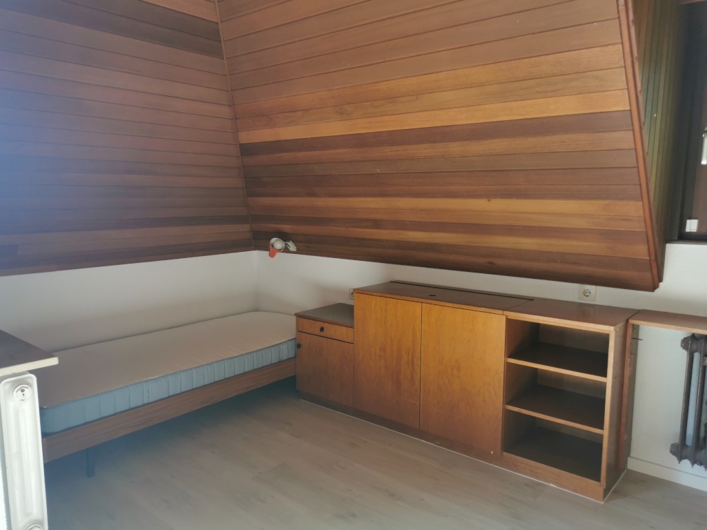 Zwei Zimmer frei! in 7-Zimmer-WG in Villa direkt am Park Rosenhöhe. Zimmer 6 20m2 mit Südbalkon 525€ + Nebenkosten. Zimmer 5 14m2 440€ + Nebenkosten – 64287 Darmstadt Rosenhöhe – Vorschaubild 11