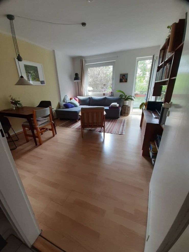 Gemütliche, lichtdurchflutete und gut ausgestattete Wohnung mit Blick