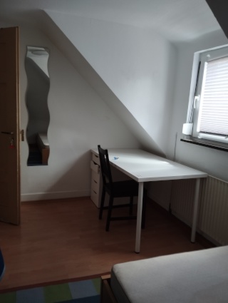 Anzeigenbild: Schönes kleines WG Zommer