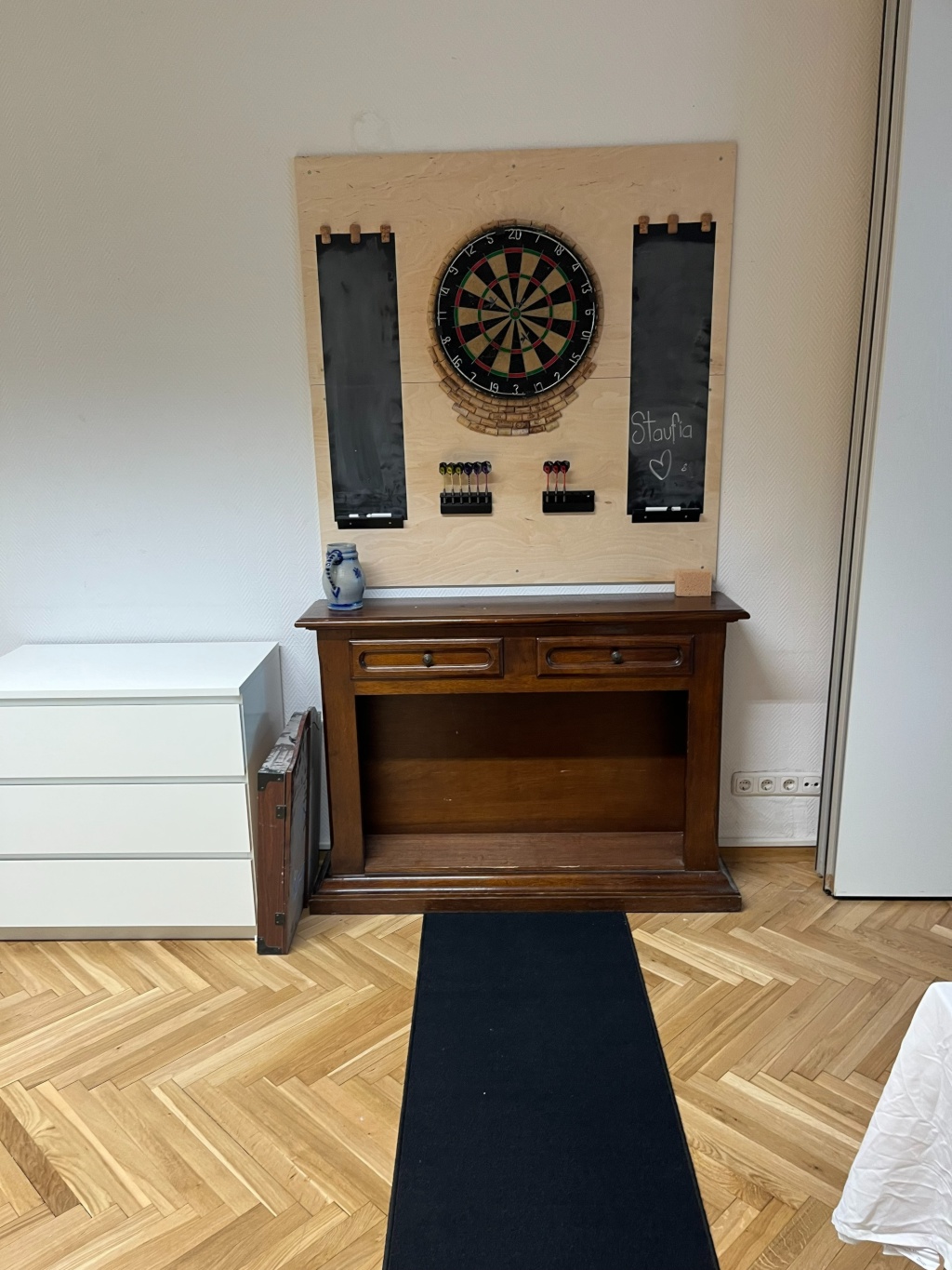 WG-Zimmer Poppelsdorf Baumschulallee 22 - Billard-/Dartzimmer