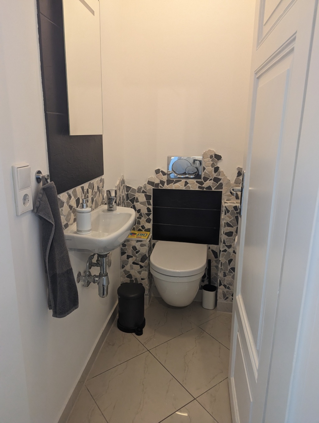 WG-Zimmer Hanau Wilhelmstraße - WC