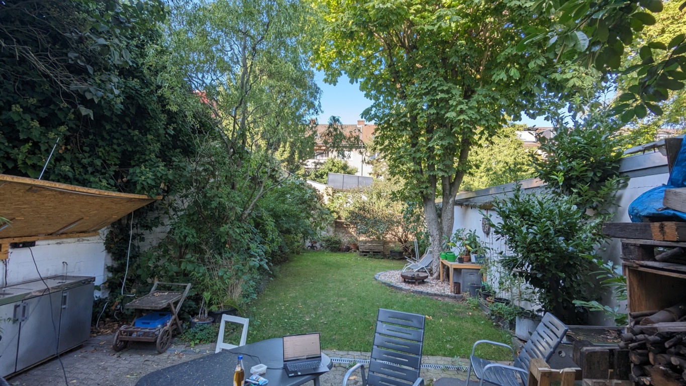 House Neuehrenfeld Nussbaumerstr. - Außenküche und Garten