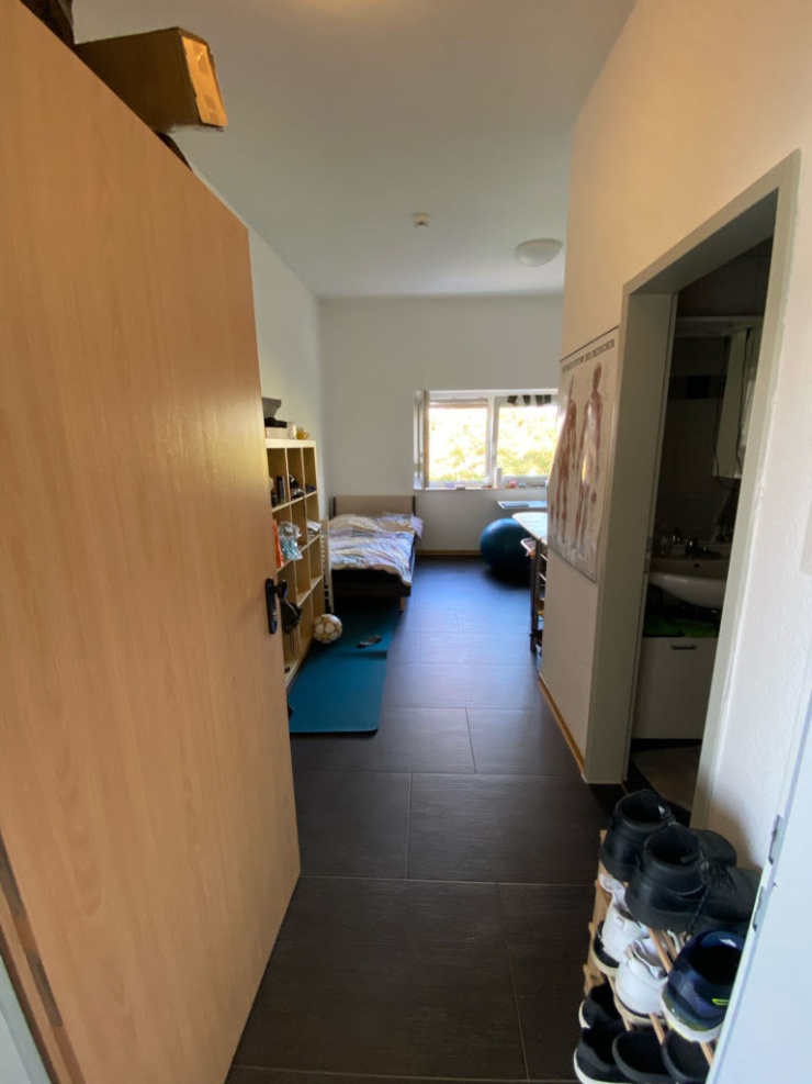 A 22 qm room 1 minute away from the University 1ZimmerWohnung in