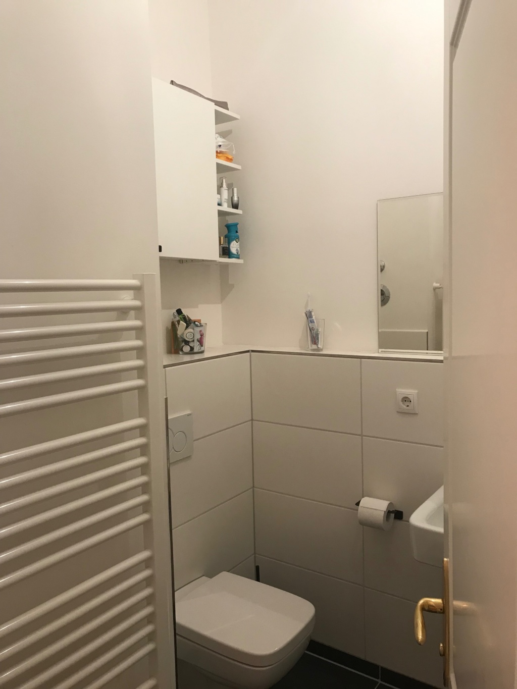 Zwischenmiete Berlin Mitte - Altbau mit Stuck - 01.-30.09.. - voll möbliert - sehr gut angebunden – Badstr. 20, 13357 Berlin Gesundbrunnen – Vorschaubild 8