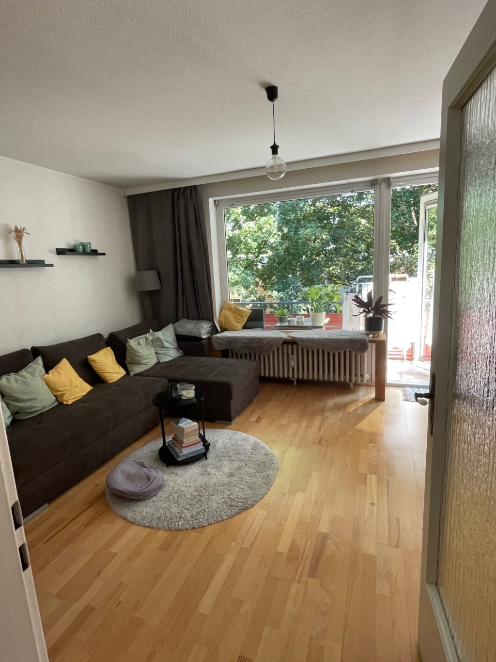 2 Zi Wohnung Eimsbüttel ab 1.11.2026 für 1 Jahr zur Untermiete mit Option auf Verlängerung – Paulinenallee, 20259 Hamburg Eimsbüttel – Vorschaubild 2