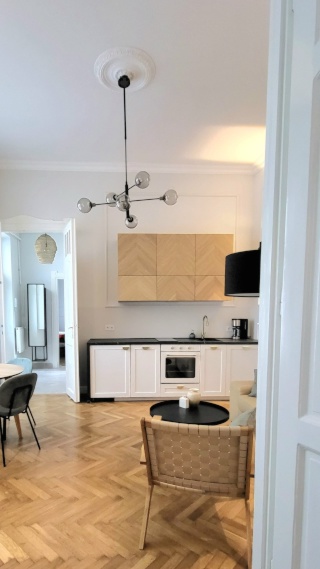 Imagen del anuncio: 2er WG-nähe Semmelweis Uni - renoviert, klimatisiert