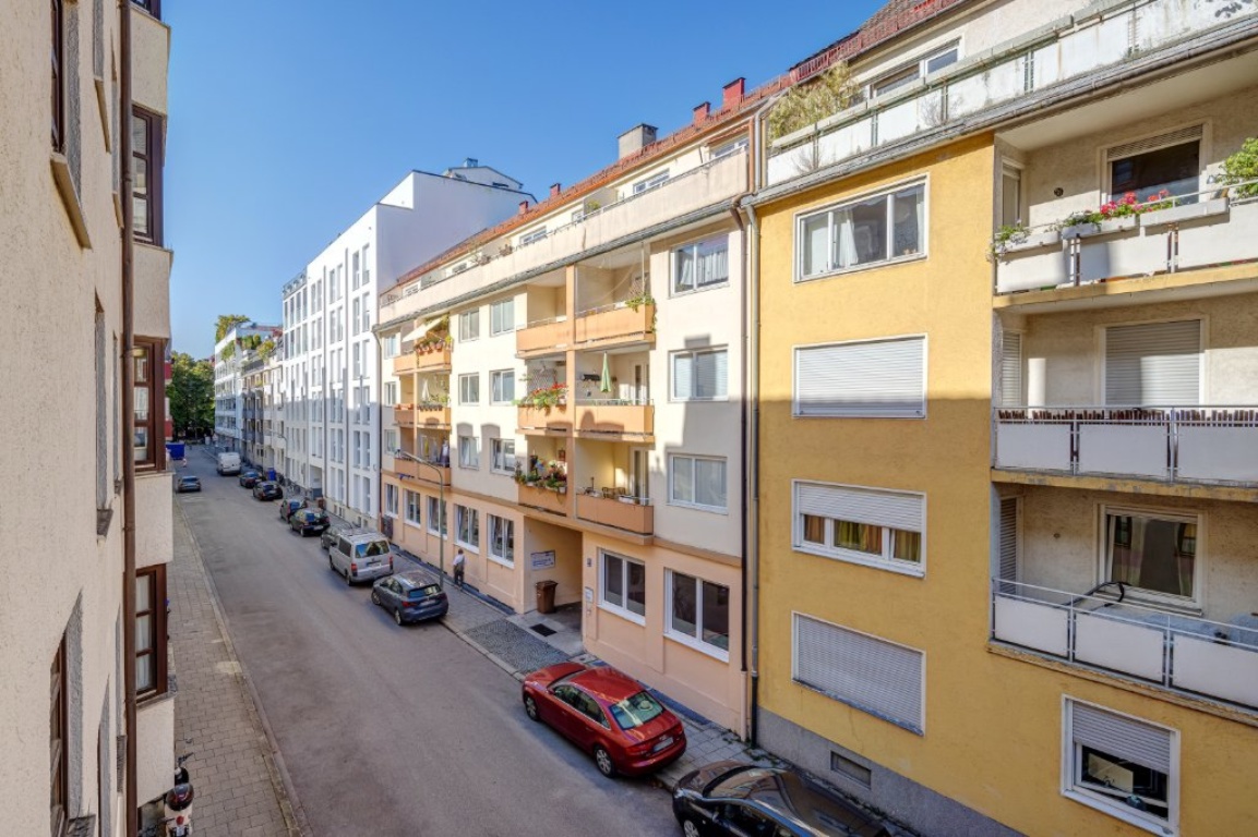 Wohnung Schwabing-West Emanuelstr. - Blick auf die Einbahnstraße | View of the one-way street