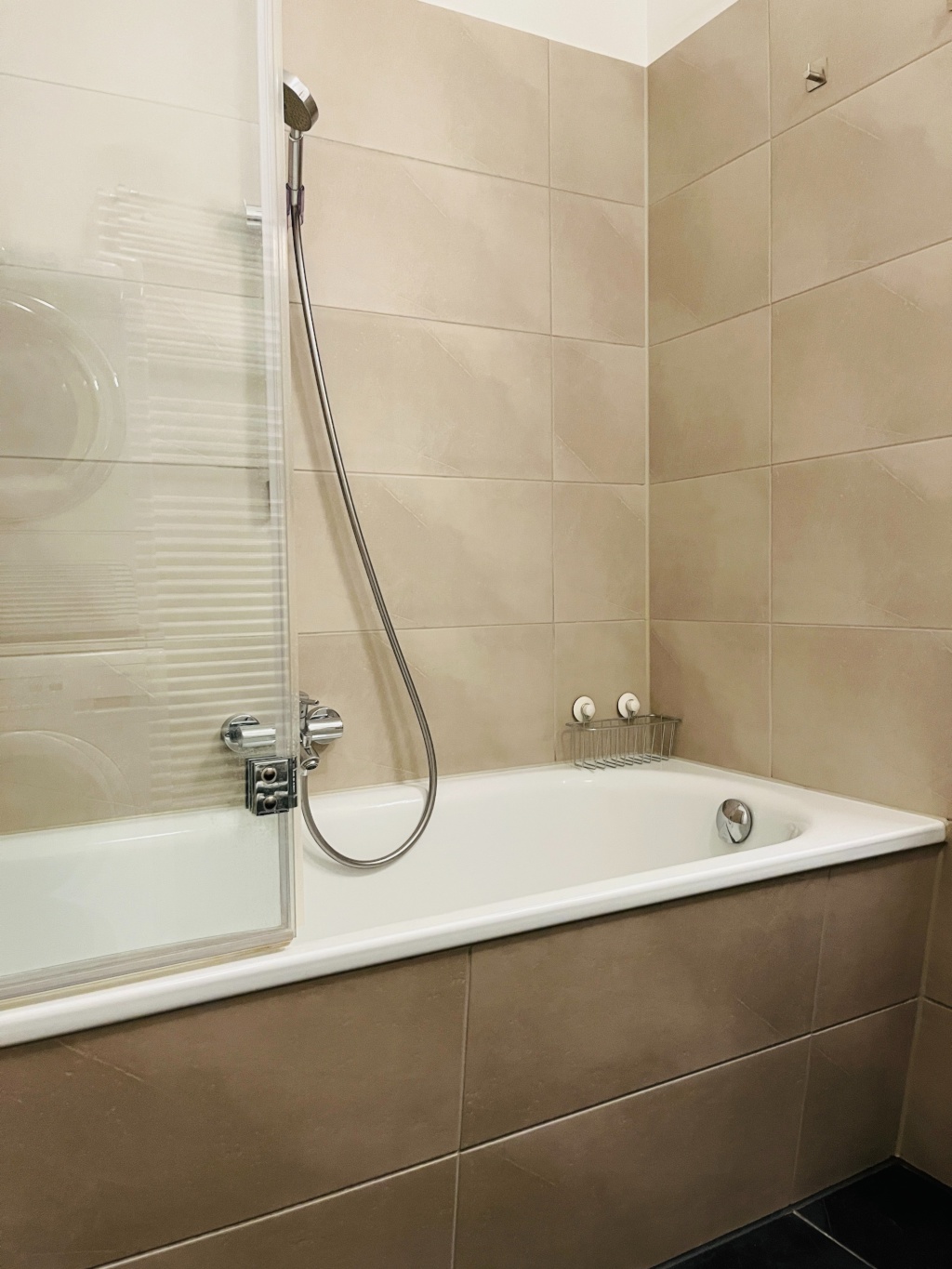 Furnished Apartment in Mitte- Anmeldung possible - from 1st October – chausseestr. 122, 10115 Berlin Mitte – Vorschaubild 11