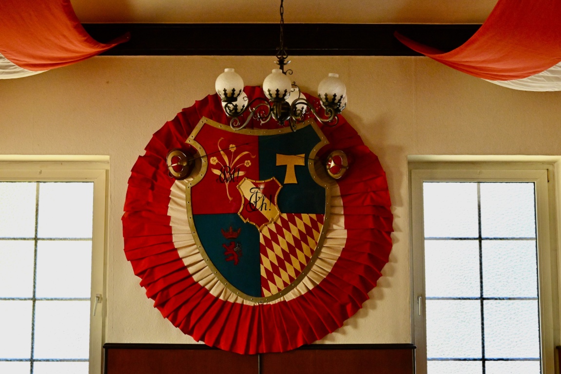 Habitación en WG Zentrum Licher Straße 49 - Unser Wappen