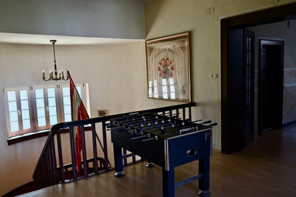 Habitación en WG Zentrum Licher Straße 49 - Tischkicker