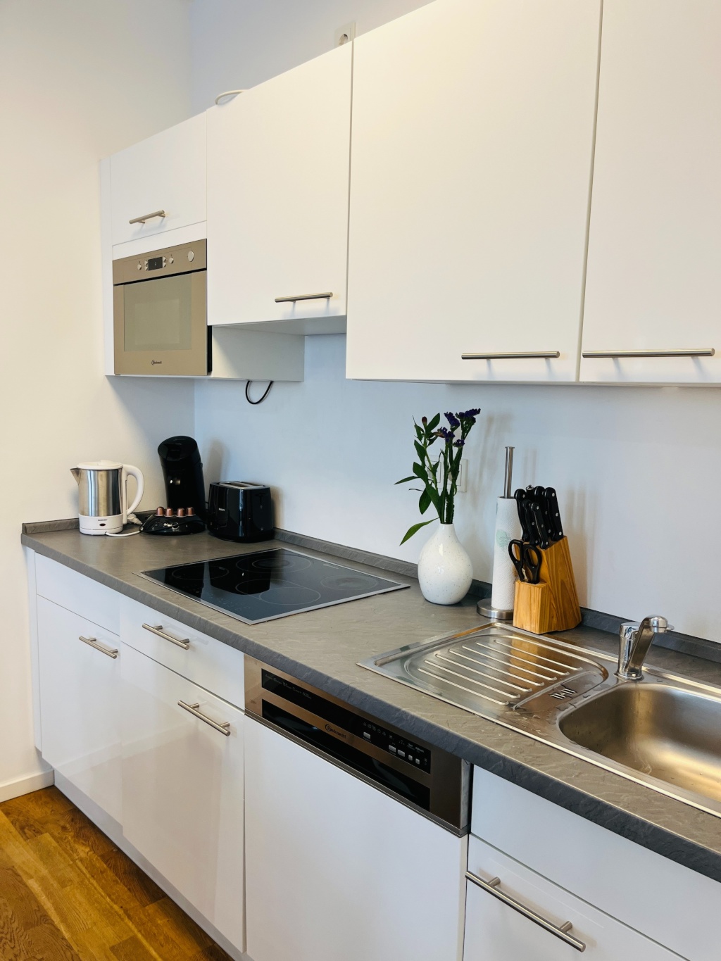 Furnished Apartment in Mitte- Anmeldung possible - from 1st October – chausseestr. 122, 10115 Berlin Mitte – Vorschaubild 7