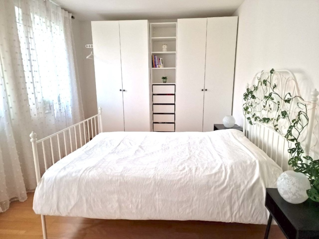 Spacious and bright apartment at the best location! (Mitte / Prenzlauer Berg) – Ruppiner Str, 10115 Berlin Mitte – Vorschaubild 10