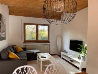 Anzeigenbild: WG Zimmer in Crailsheim‘s bester Wohnlage mit schönem Garten und zwei Terrassen