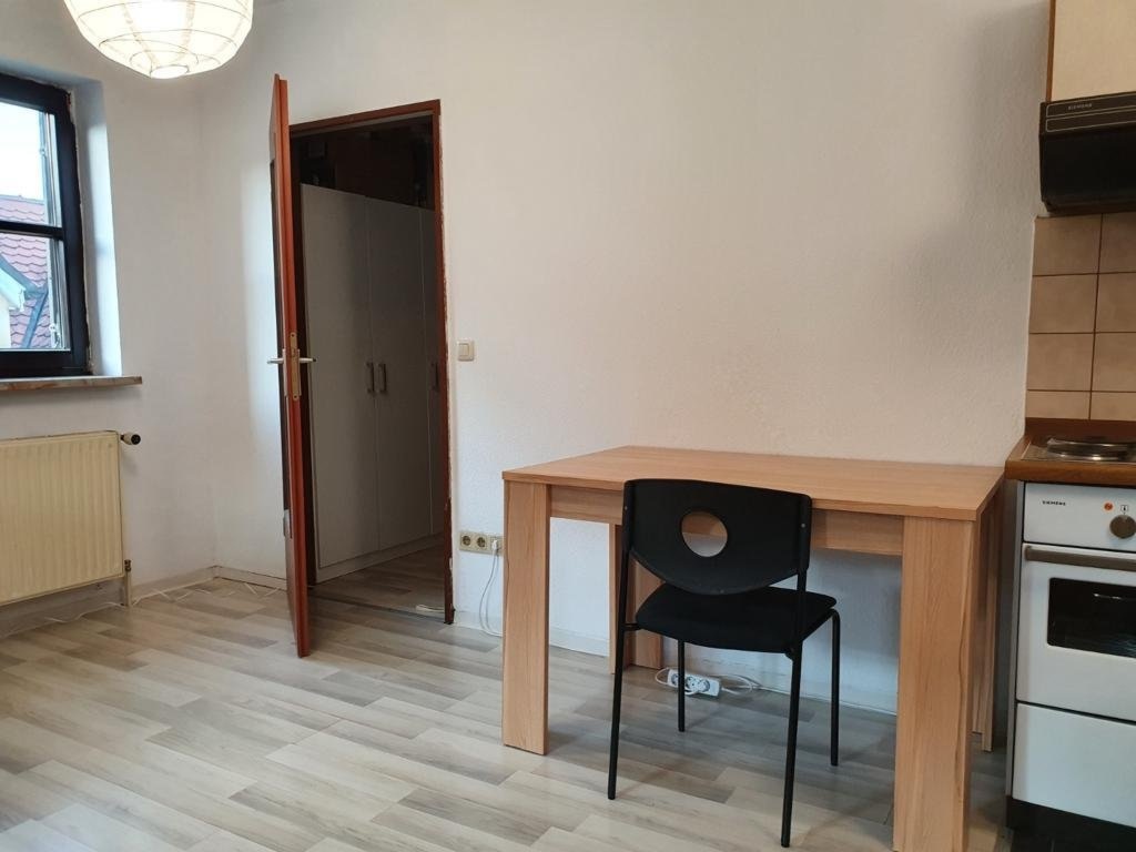 Accomodation available in a 35sq.m shared studio near the city centre city registration possible. – Goethestrasse 3, 91054 Erlangen Innenstadt – Vorschaubild 6