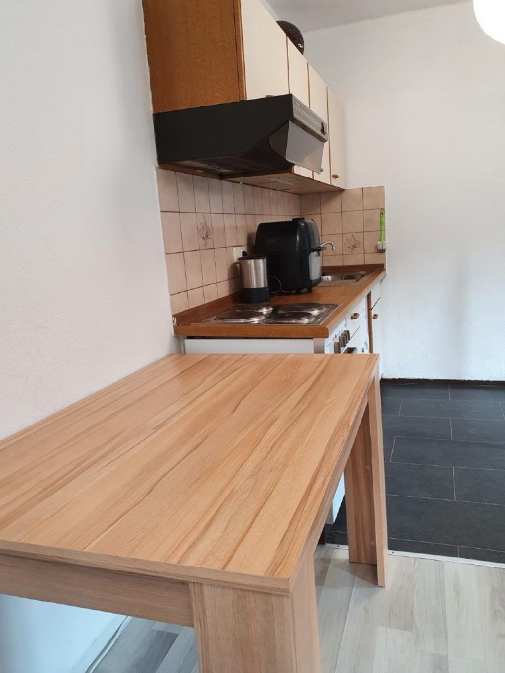 Accomodation available in a 35sq.m shared studio near the city centre city registration possible. – Goethestrasse 3, 91054 Erlangen Innenstadt – Vorschaubild 7