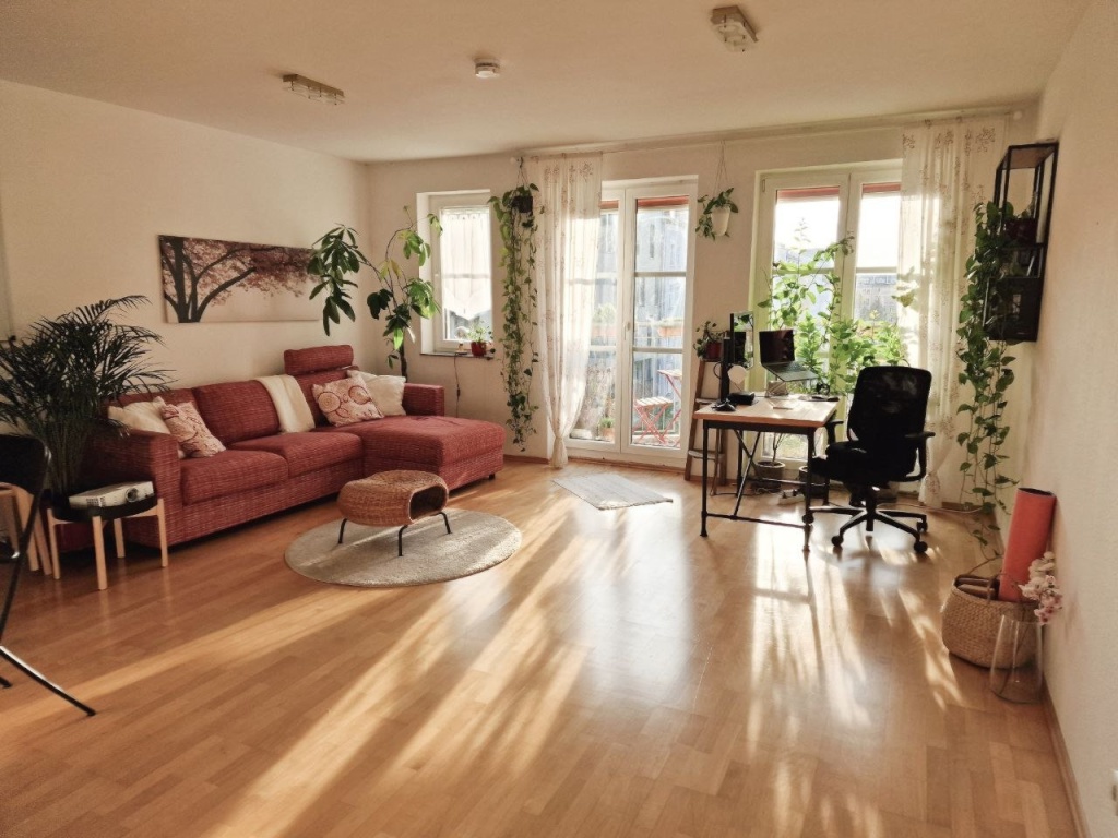 Spacious and bright apartment at the best location! (Mitte / Prenzlauer Berg)