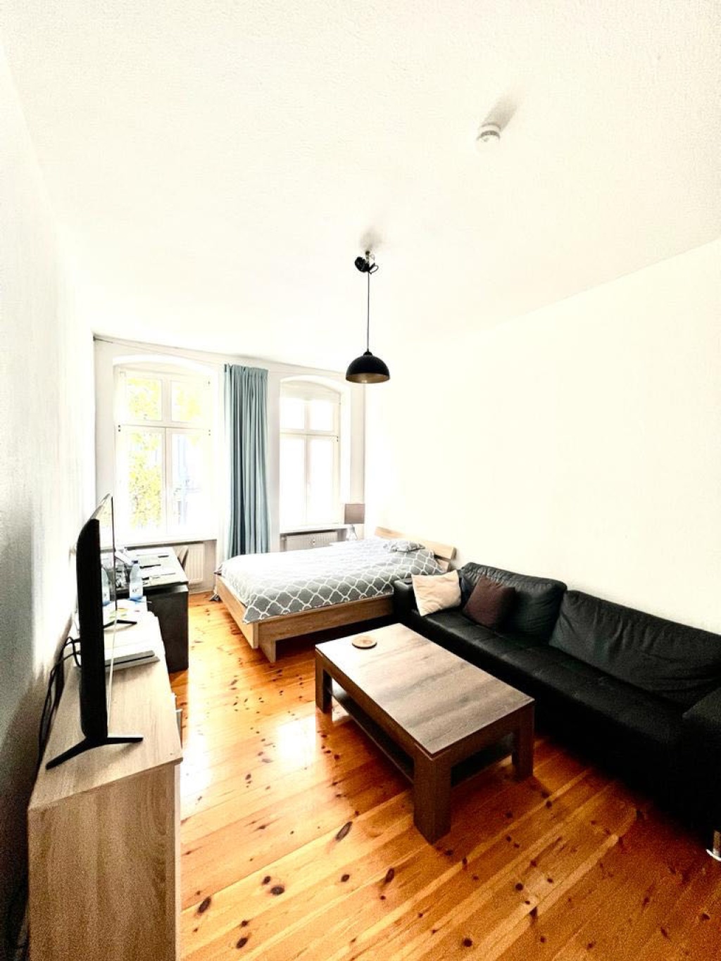 Flat Mitte Fehrbelliner Strasse - picture 1