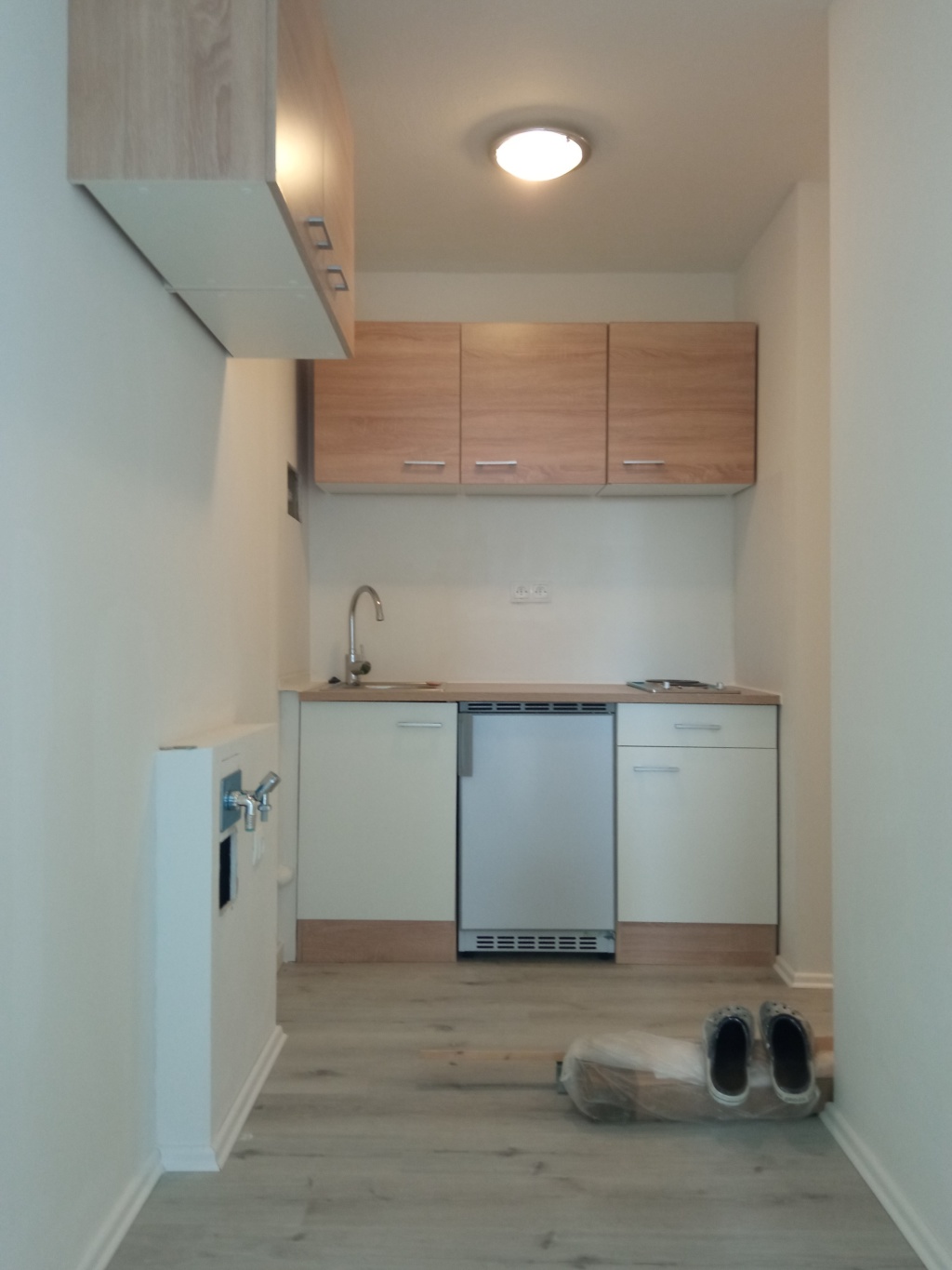 Moderne, zentrale, helle 2- Zimmerwohnung mit Balkon, Einbauküche und Kellerabteil in München WG geeignet – 81673 München Berg am Laim – Vorschaubild 5