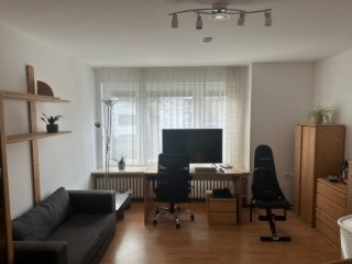 Anzeigenbild: 18 qm Zimmer in 5er Männer-WG, bahnhofsnah