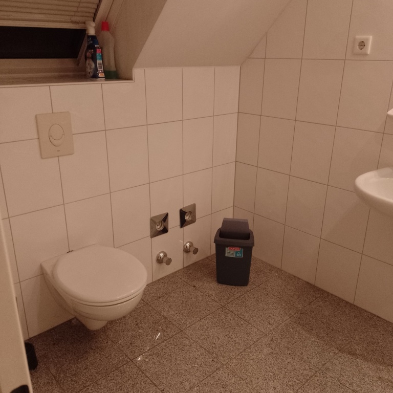 Apartment, voll möbliert, mit eigener Dusche/WC, für 1oder 2 Person(en) – 40597 Düsseldorf Benrath – Vorschaubild 3