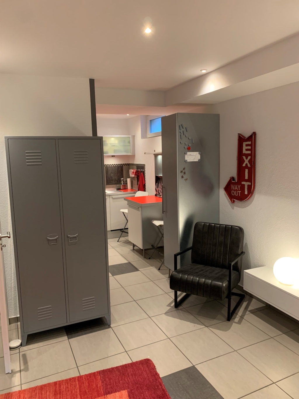 Lindenthal / 45 qm möbliert / ruhig / Gartennutzung / Nähe Uni, Uni-Klinik, Park / Einzelperson / mind. 6 Monate / 1.050 Euro alles inklusive – Mommsenstraße, 50935 Köln Lindenthal – Vorschaubild 4