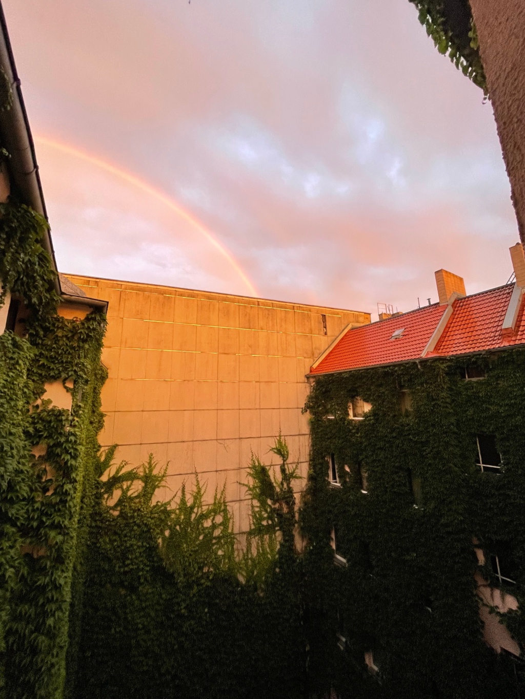 TAUSCH: Berlin <-> München: Studio-Altbau-Whg in P-Berg