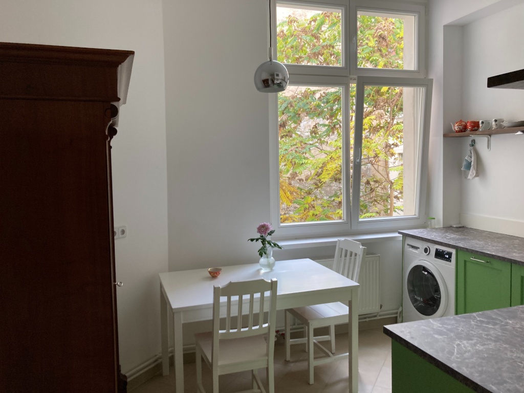 Frei ab 1. September! Frische schöne Wohnung – Fresh beautiful flat in wonderful Prenzlauer Berg – Erich-Weinert-Str. 16, 10439 Berlin Prenzlauer Berg – Vorschaubild 2